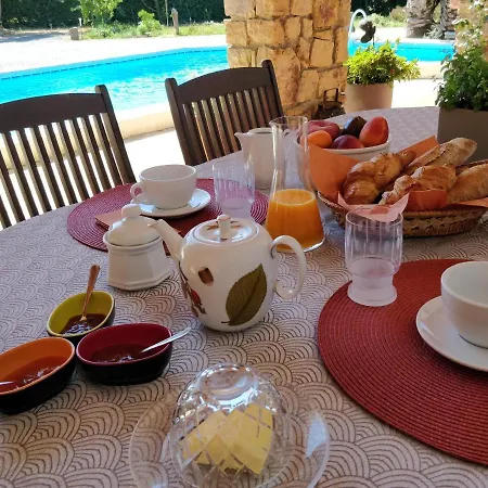 Bed & Breakfast D'hotes La Romaine 4*